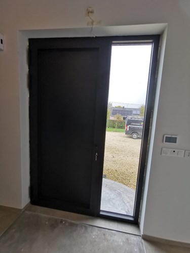 Porte aluminium intérieur 2